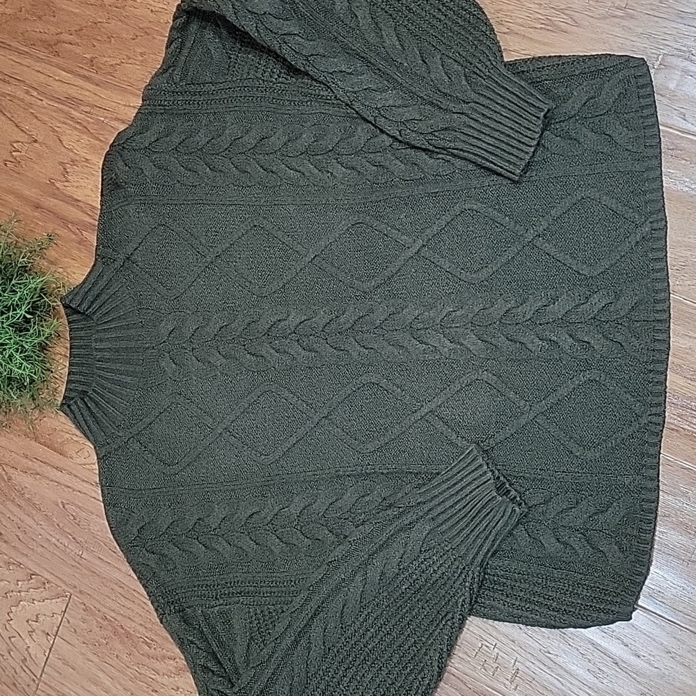 Soft Green Mock Turtleneck - Picture 6 of 11